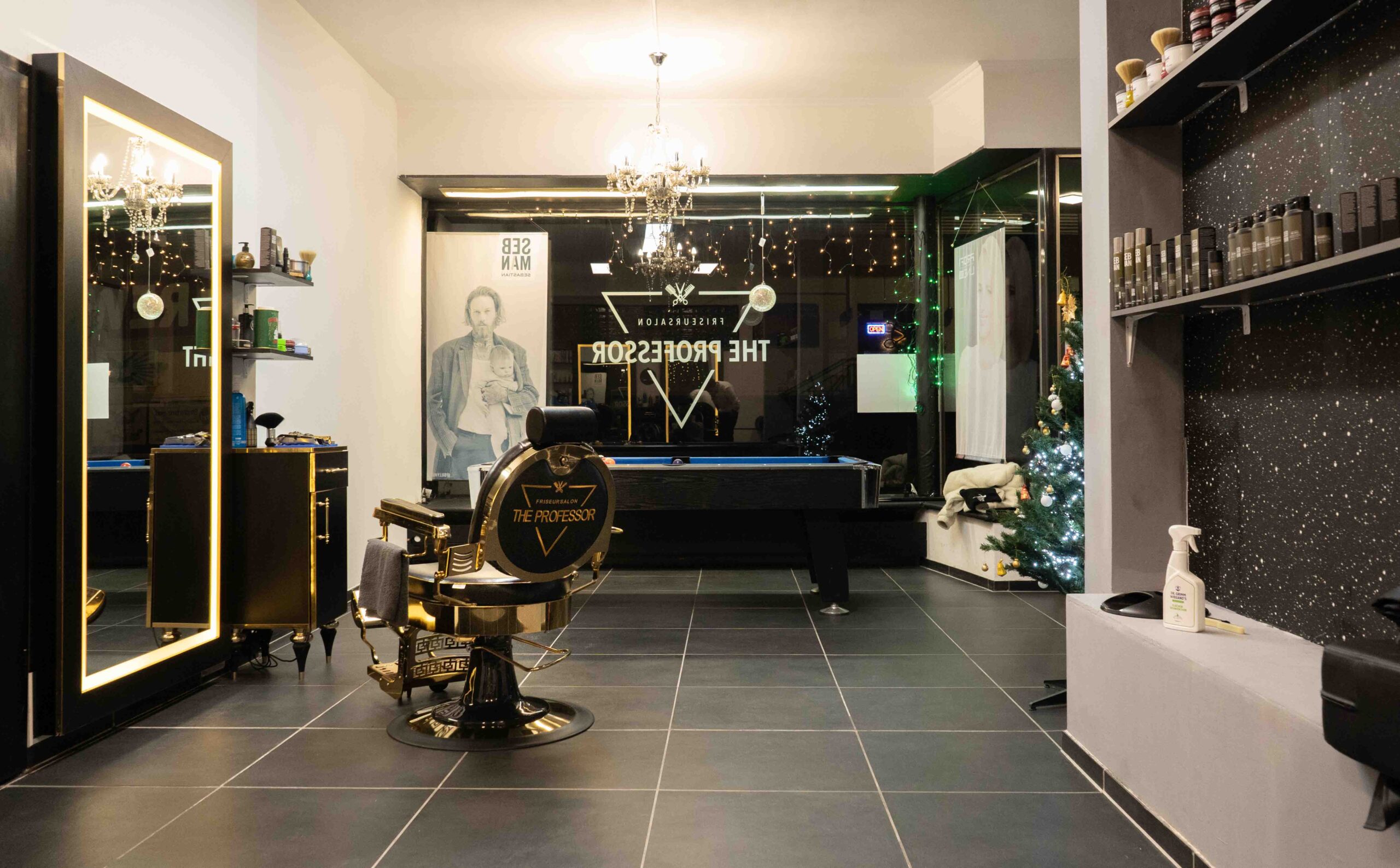 Salon The Professor — Raumimpression